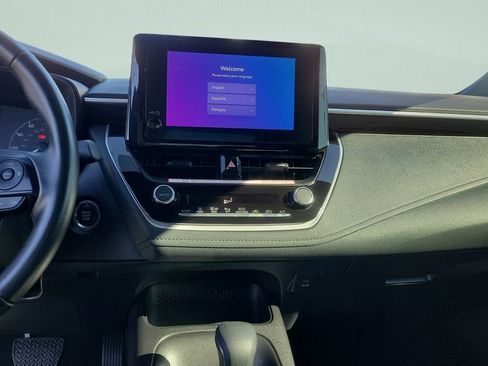 Used 2025 Toyota Corolla SE image 22