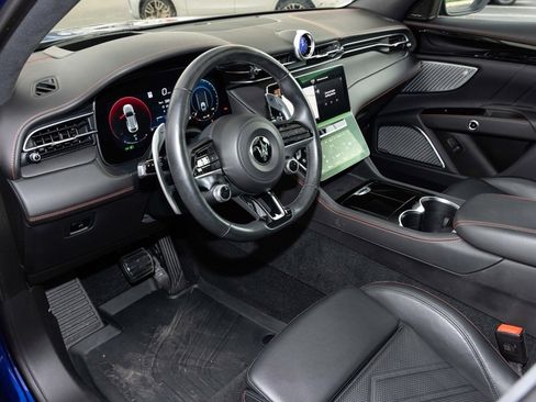 Used 2023 Maserati Grecale Modena image 2