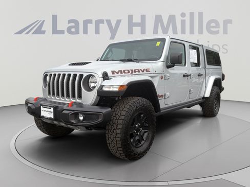 Used 2023 Jeep Gladiator Mojave w/ Cold Weather Group AWD/4WD image 1