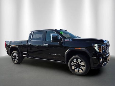 Certified 2024 GMC Sierra 2500 Denali w/ Denali Reserve Package AWD/4WD image 2