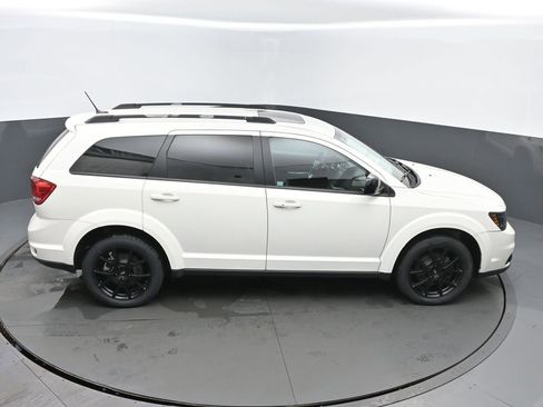 Used 2018 Dodge Journey GT w/ Nav & Sun Group image 45