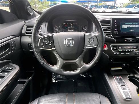 Used 2023 Honda Passport TrailSport image 6
