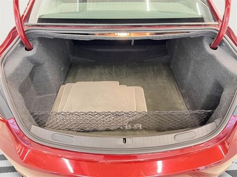 Used 2017 Chevrolet Impala Premier w/ Enhanced Convenience Package image 9