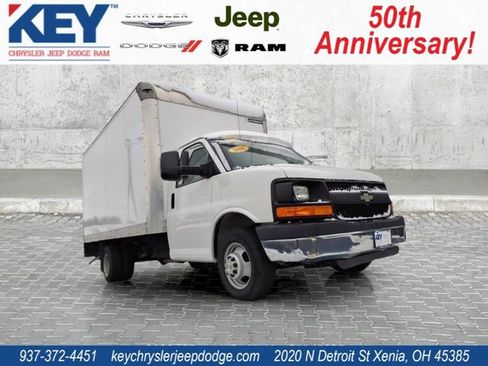 Used 2016 Chevrolet Express 3500 RWD image 1