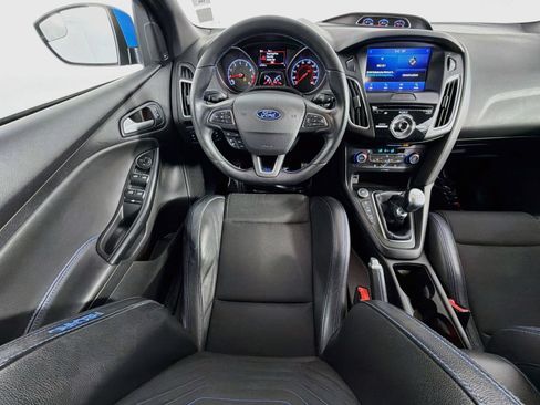 Used 2017 Ford Focus RS AWD/4WD image 13