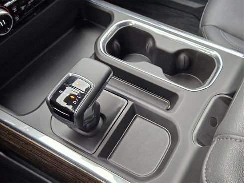 Used 2025 GMC Sierra 1500 Elevation w/ Elevation Premium Package image 20