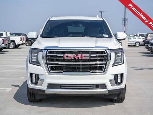 Used 2021 GMC Yukon SLT RWD image 2