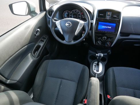 Used 2018 Nissan Versa Note SV image 9