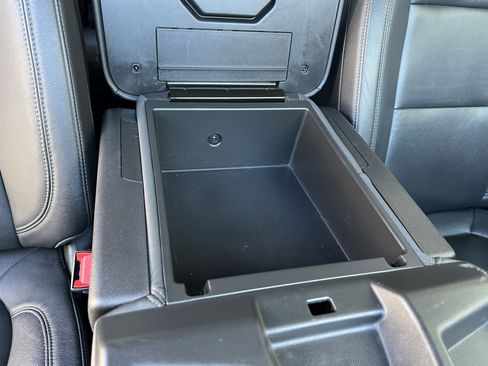 Used 2019 Chevrolet Silverado 1500 LT image 22