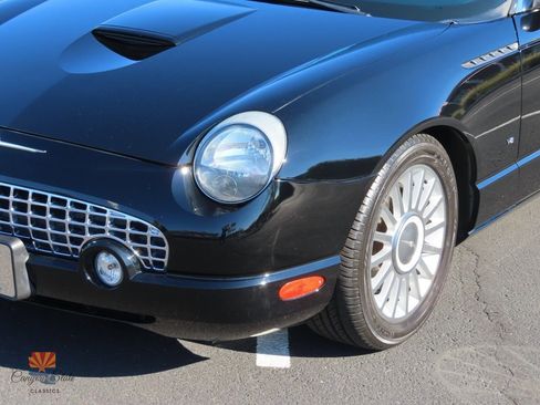 Used 2004 Ford Thunderbird image 14