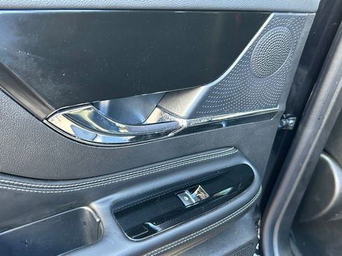 Used 2024 Lincoln Corsair FWD image 39