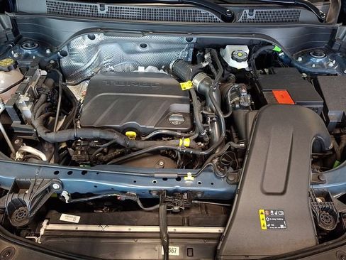 Used 2024 Buick Envista Sport Touring w/ Convenience I Package FWD image 28