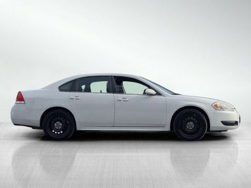 Used 2013 Chevrolet Impala Police image 3