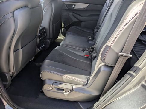 Used 2023 Acura MDX A-Spec image 17