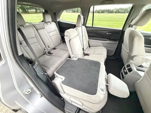 Used 2020 Honda Pilot EX image 50