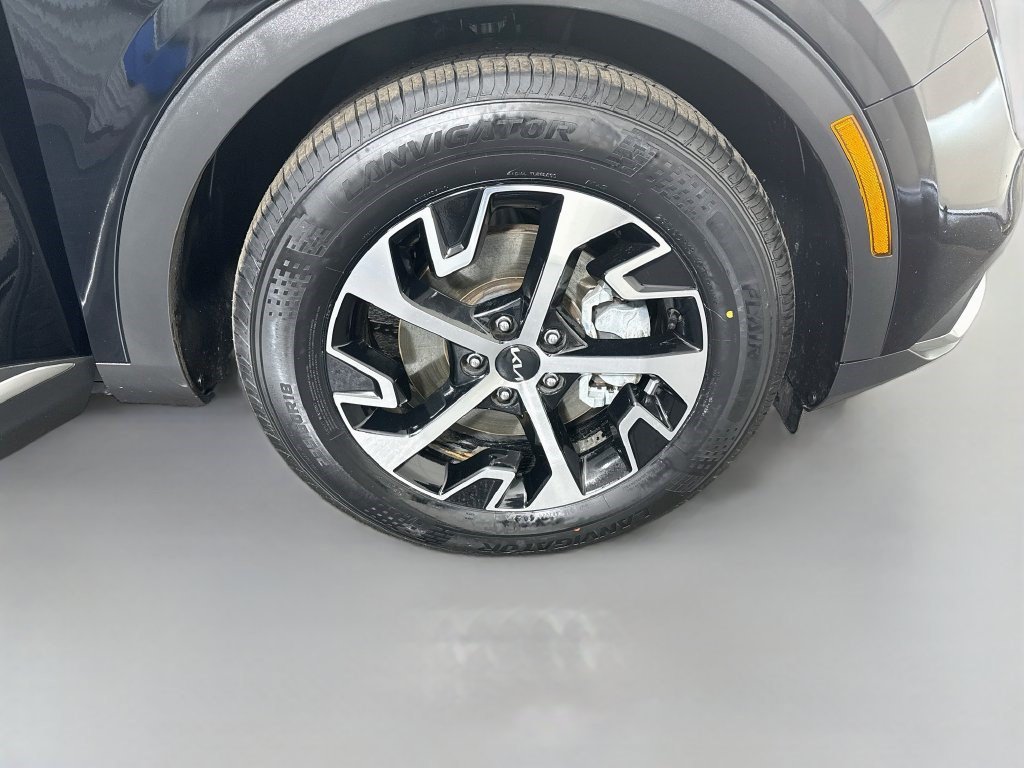 Used 2024 Kia Sportage EX FWD image 39