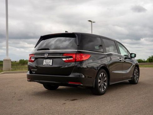 Used 2024 Honda Odyssey EX-L image 7