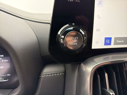 New 2026 Lexus LX 600 4WD w/ Luxury Package image 17