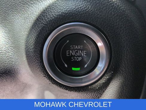 Used 2021 Chevrolet Silverado 1500 LT Trail Boss AWD/4WD image 18