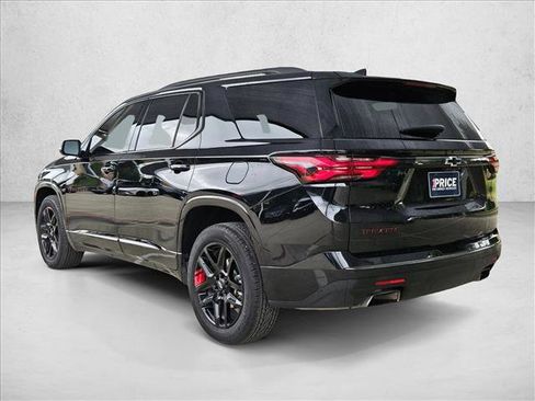 Used 2023 Chevrolet Traverse Premier w/ Redline Edition FWD image 7
