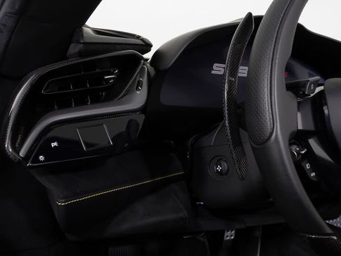 Used 2022 Ferrari SF90 Spider image 35