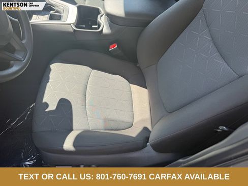 Used 2025 Toyota RAV4 XLE AWD/4WD image 28