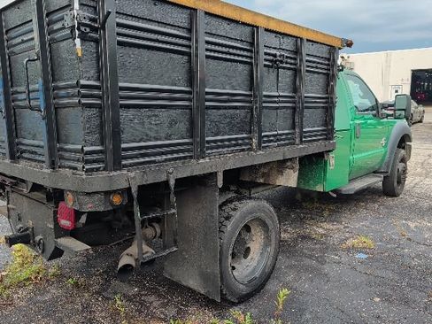 Used 2016 Ford F550 2WD Regular Cab Super Duty image 8