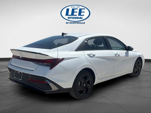 New 2026 Hyundai Elantra Sport FWD image 7