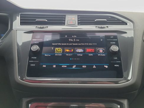Certified 2023 Volkswagen Tiguan SE R-Line image 21