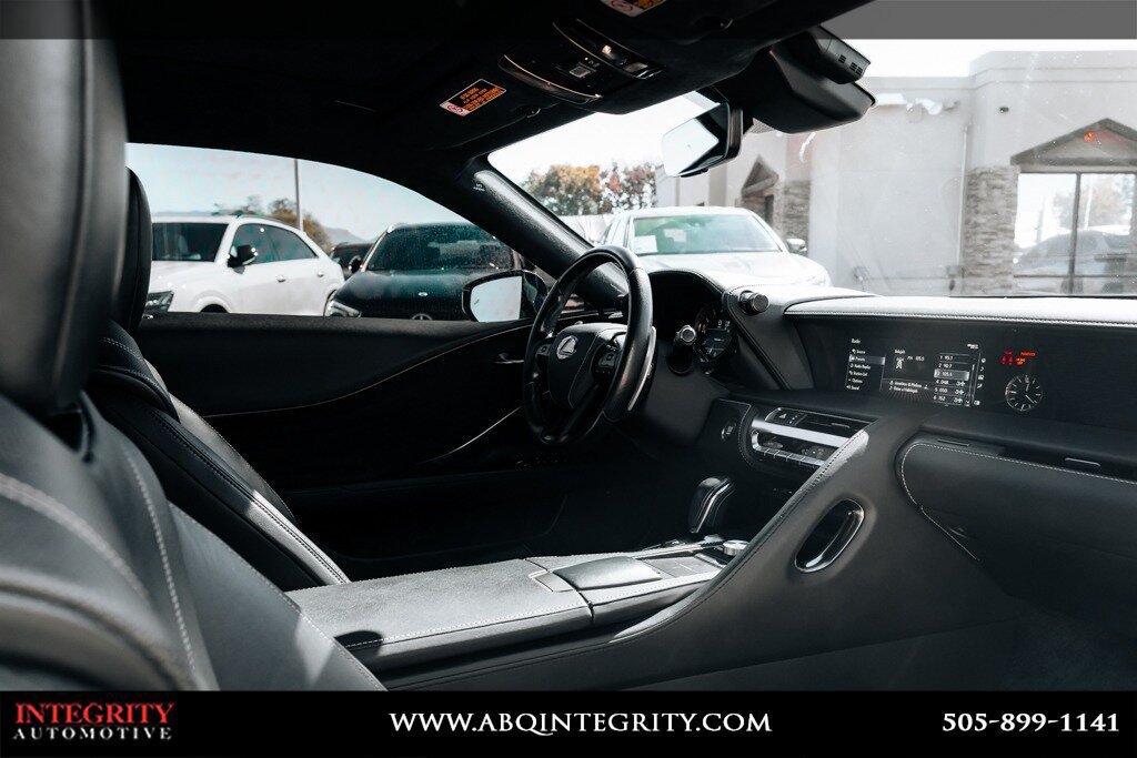 Used 2018 Lexus LC 500 Coupe w/ Touring Package RWD image 40
