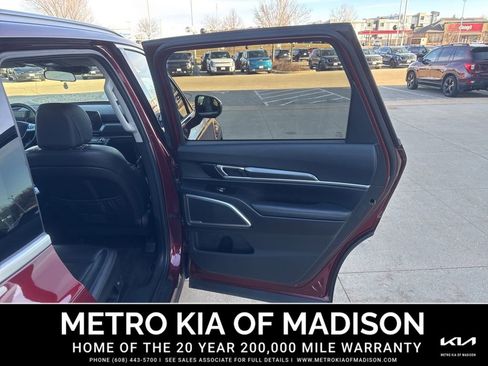 Used 2024 Kia Telluride S w/ S Sunroof Package image 33