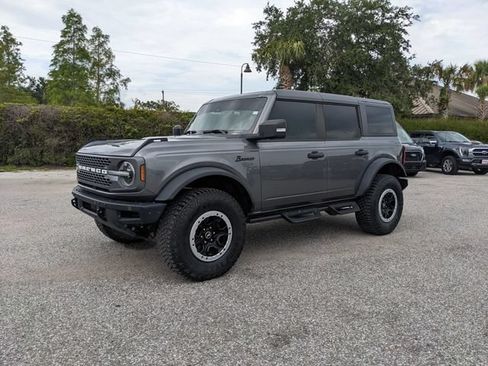 Certified 2024 Ford Bronco Badlands AWD/4WD image 8
