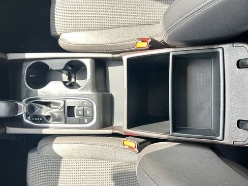 Used 2020 Hyundai Santa Fe SEL FWD image 20