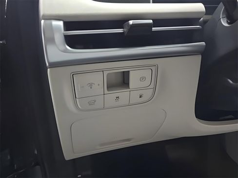 New 2025 Hyundai Tucson SEL image 11