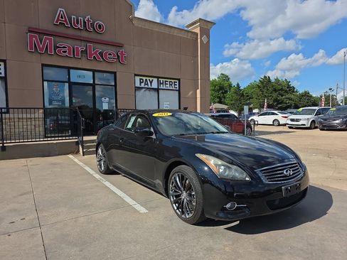 Used 2011 INFINITI G37 Convertible w/ Premium Pkg RWD image 3