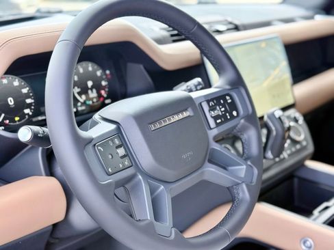 New 2026 Land Rover Defender 130 X-Dynamic SE image 12