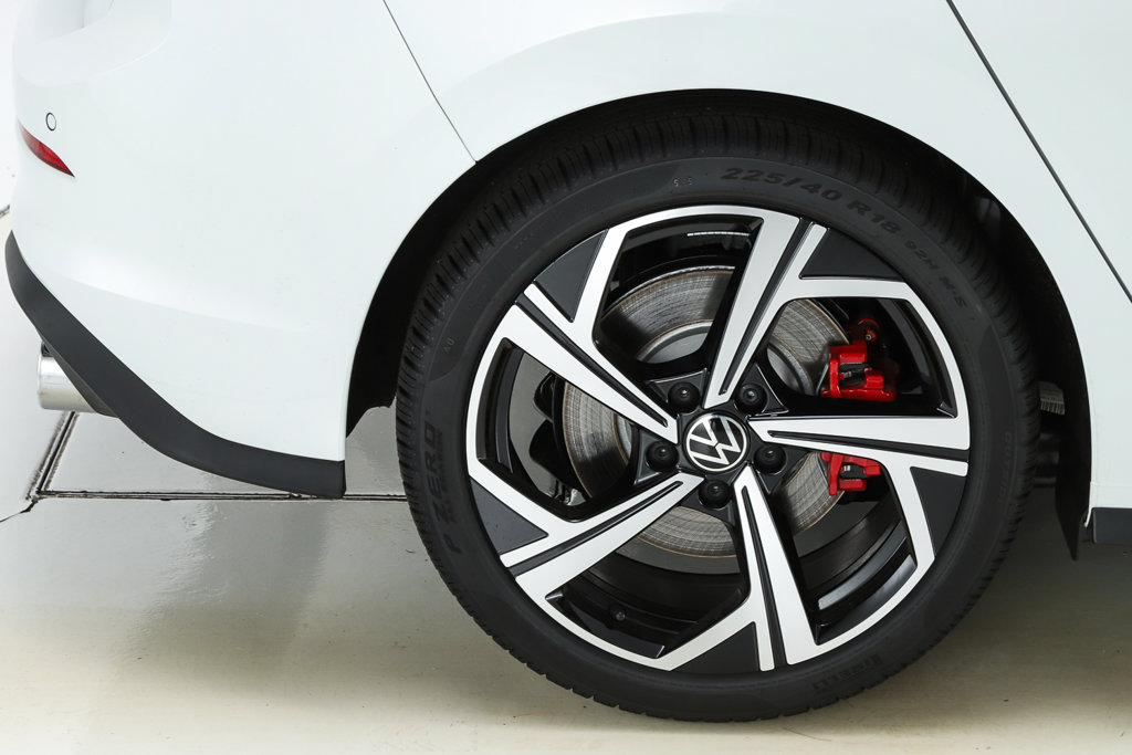 New 2026 Volkswagen GTI SE FWD image 13