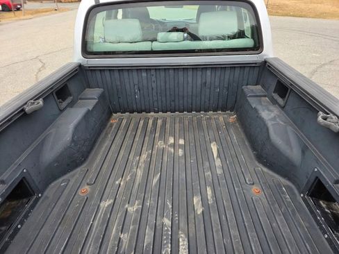 Used 2009 Toyota Tacoma PreRunner image 19