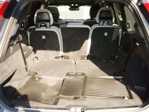 Used 2023 Volvo XC90 T8 Ultimate image 32