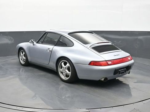Used 1995 Porsche 911 Carrera RWD image 3