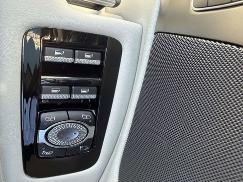 New 2026 Lincoln Nautilus Premier image 19