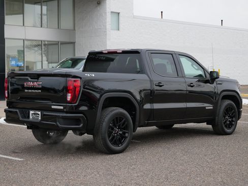 Used 2024 GMC Sierra 1500 Elevation image 3