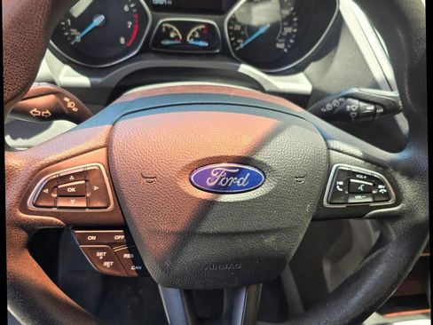Used 2018 Ford Escape S FWD image 6