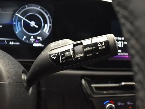 Used 2023 Kia Niro Wind w/ Wind Preserve Package image 25