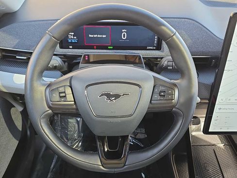 Used 2021 Ford Mustang Mach-E Premium image 19