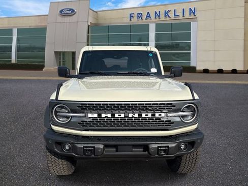 New 2026 Ford Bronco Badlands AWD/4WD image 2