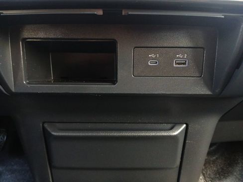 Used 2020 Nissan Titan S w/ S Utility Package RWD image 6