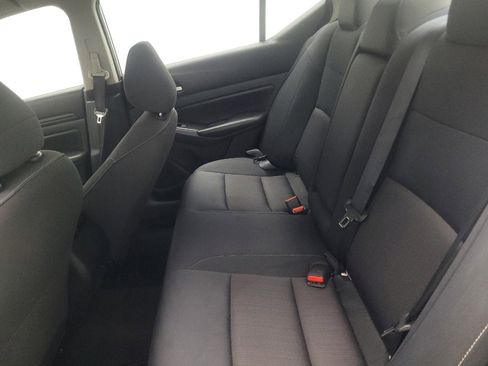 Used 2022 Nissan Altima 2.5 S FWD image 18