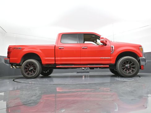 Used 2018 Ford F250 Lariat w/ Lariat Ultimate Package image 29