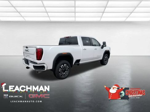 Used 2025 GMC Sierra 2500 Denali Ultimate image 3